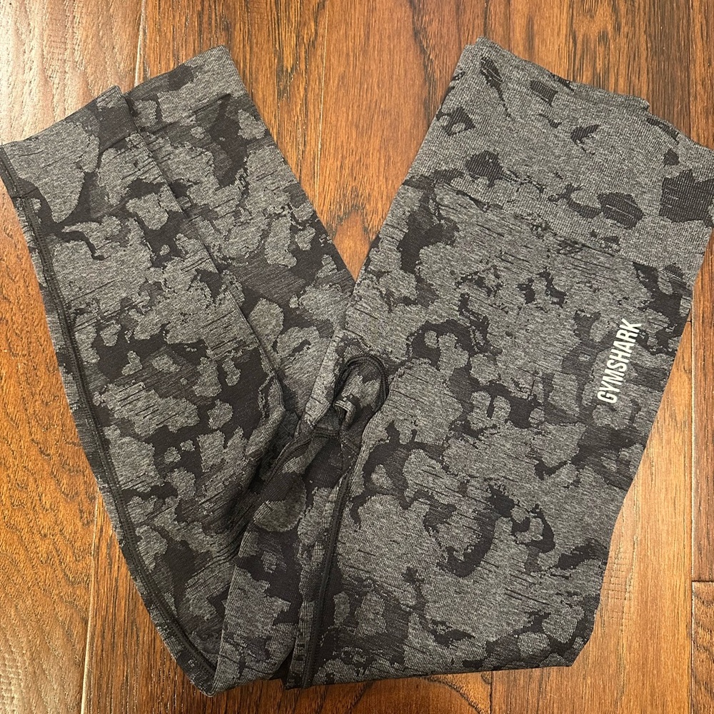 Gymshark Black Camo Adapt Seamless Leggings